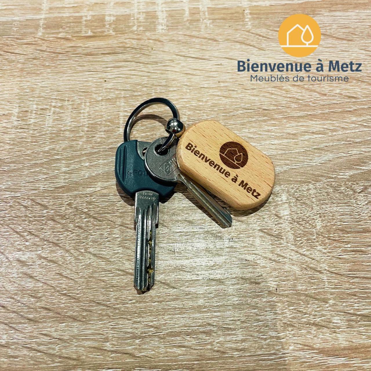 Le De Vallieres 3 Pieces Netflix Apartment *